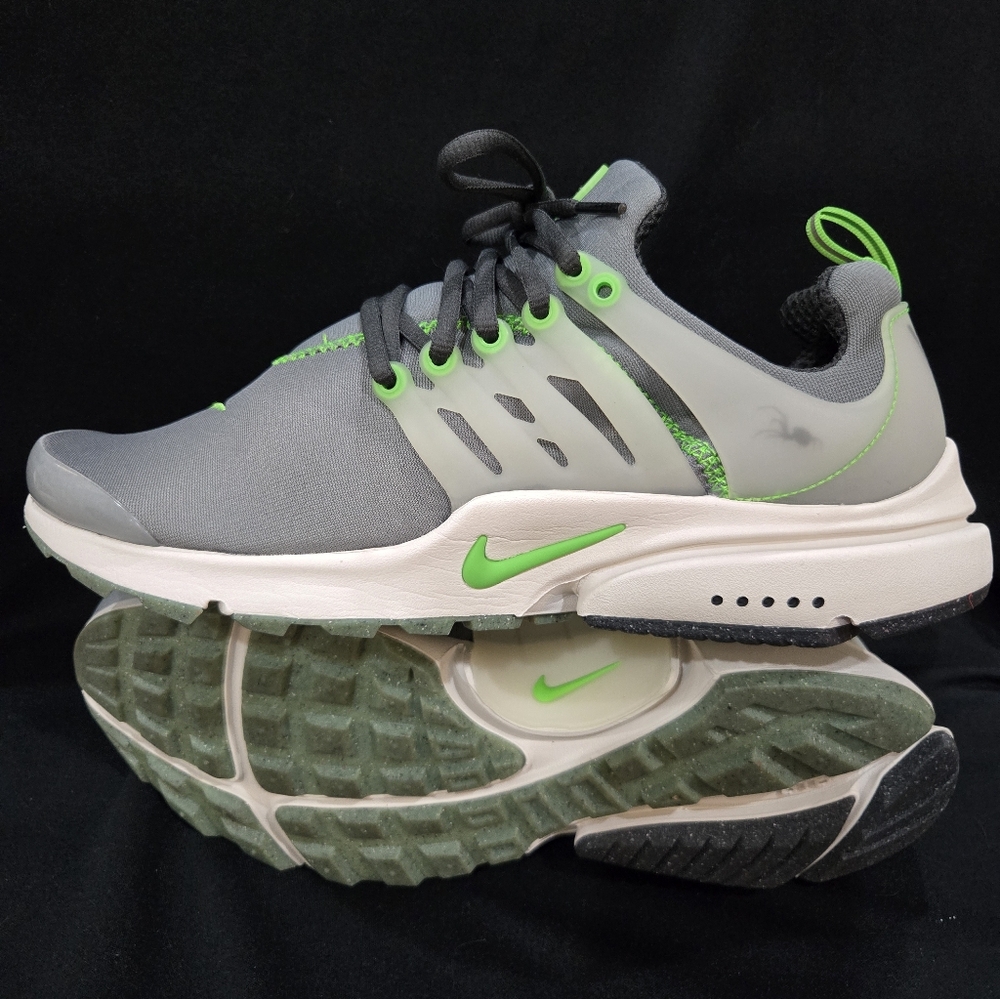 Nike Air Presto Halloween Men's Sneakers in Gray with Green Accents